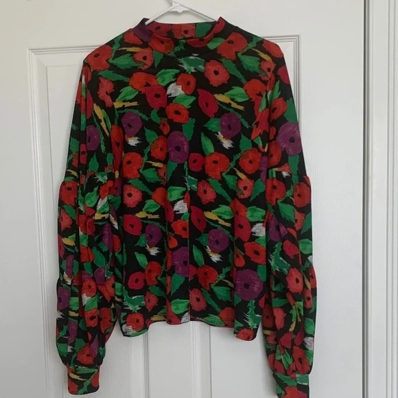 Zara Blouse - Picture 1 of 8